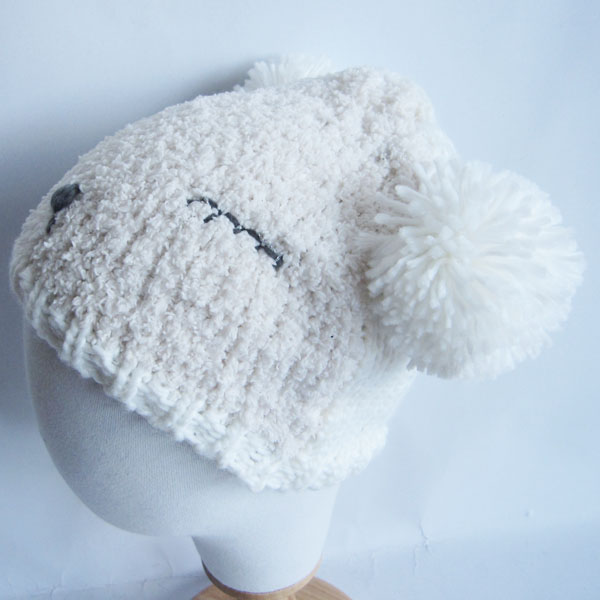 animal hat with two pompom