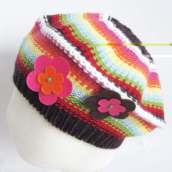 girl's beret with flower