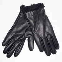 glove with beber fleece cuff