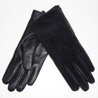 glove with a zipper