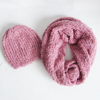 loop yarns snood and hat set