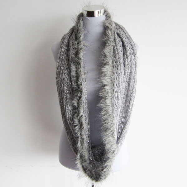 mohair acrylic snood with fake fur