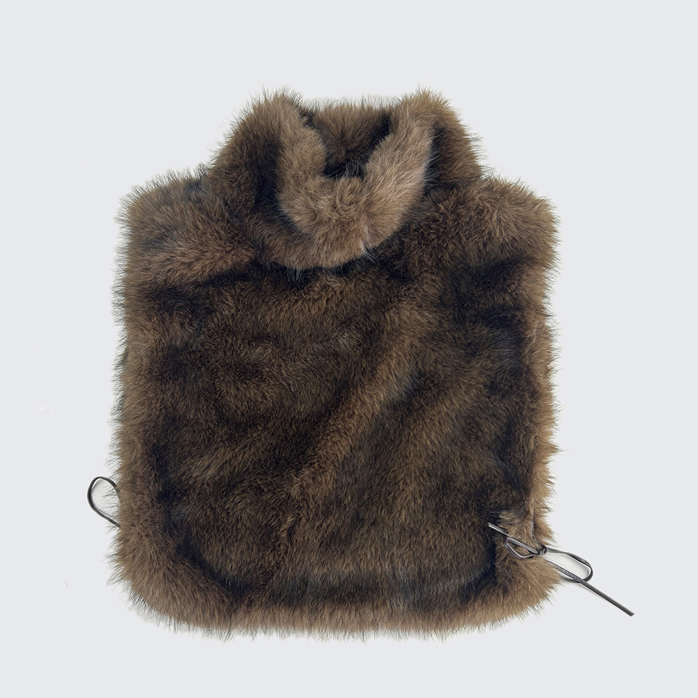 fake fur collar