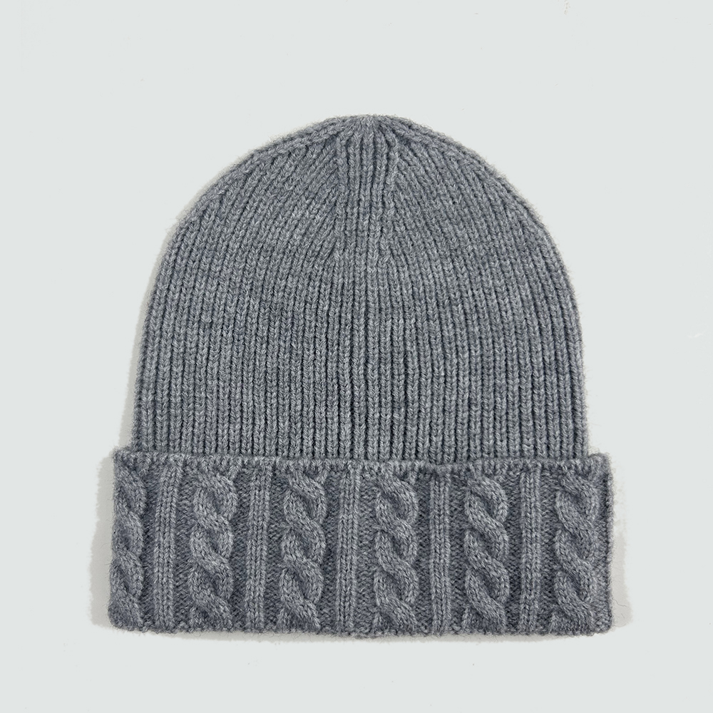 cable knitted beanie